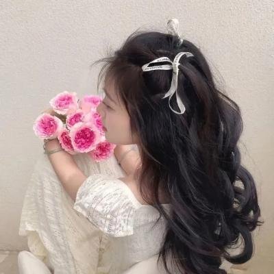 山外的彩虹